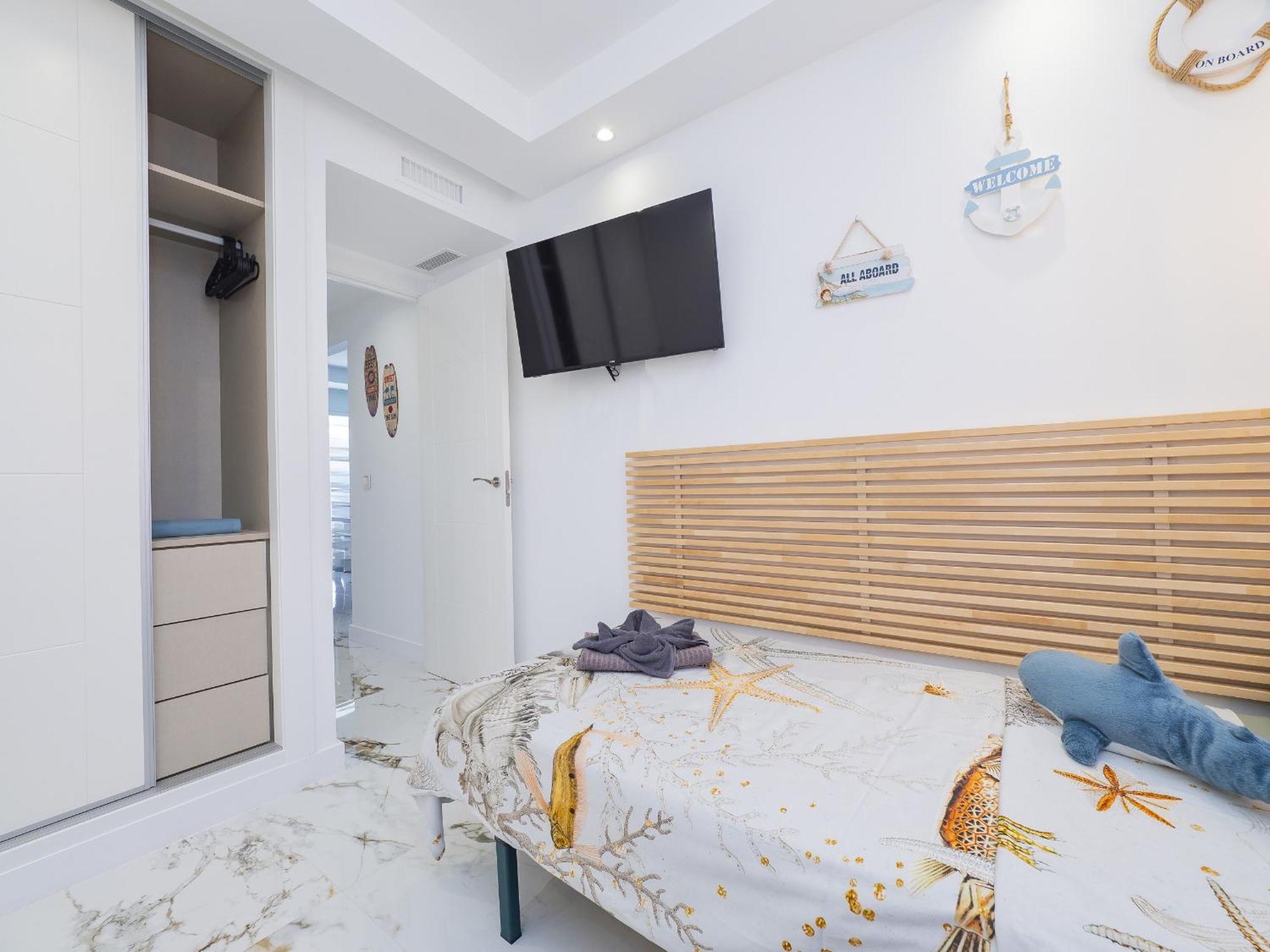 Apartment Cubo's El Faro With Pool *